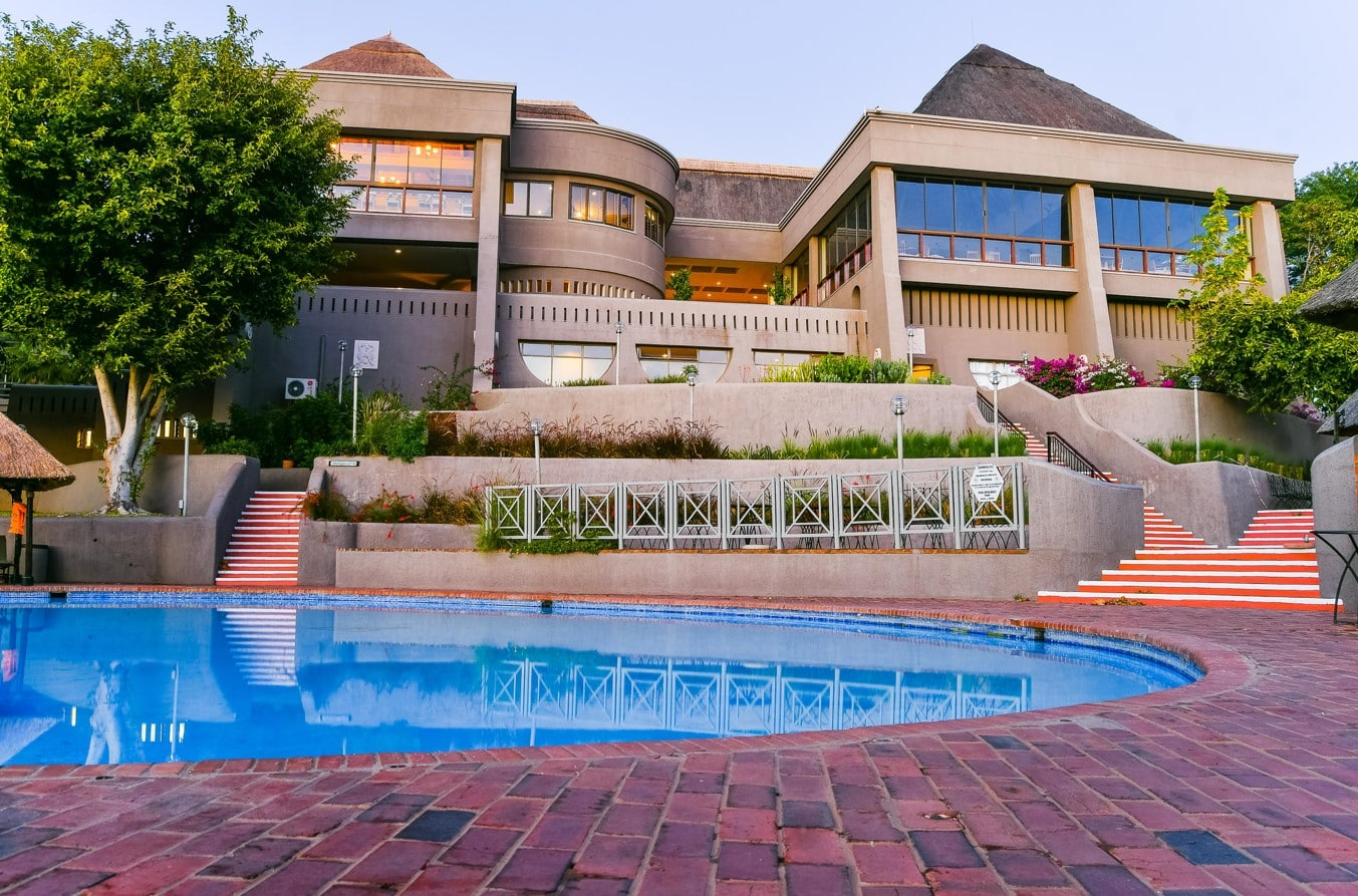 Elephant Hills, Victoria Falls